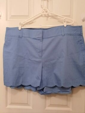 Lane Bryant The Allie Scalloped Shorts Women's Size 26 Blue Summer Wear